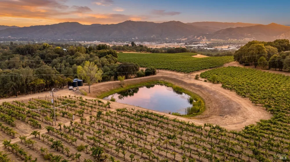 1495 Rafello Drive Ukiah, CA 95482