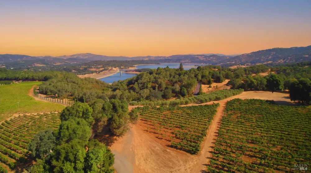 1495 Rafello Drive Ukiah, CA 95482
