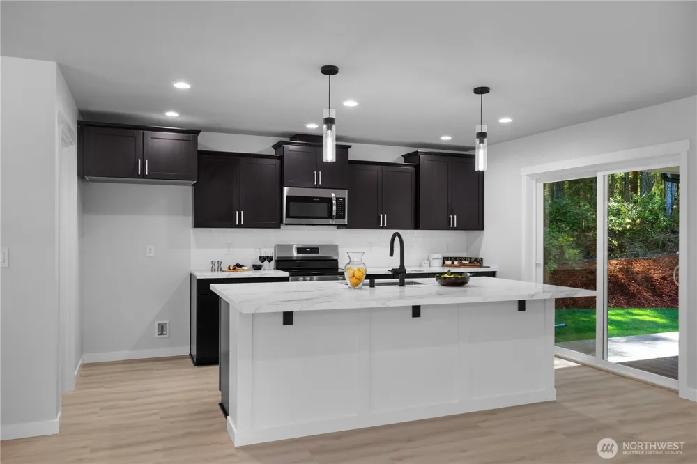 20 E Meadow Mist Place Belfair, WA 98528