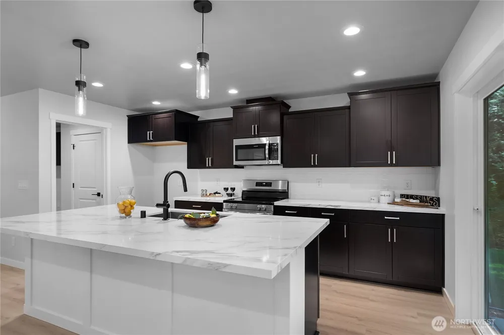 20 E Meadow Mist Place Belfair, WA 98528