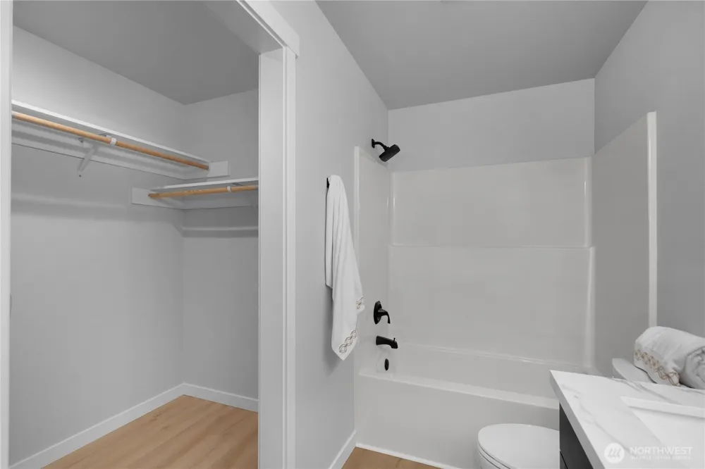 20 E Meadow Mist Place Belfair, WA 98528