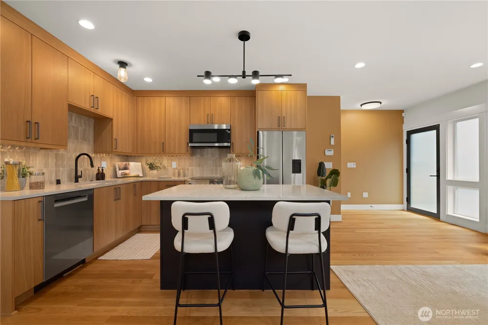 268 Fulton Street Seattle, WA 98109