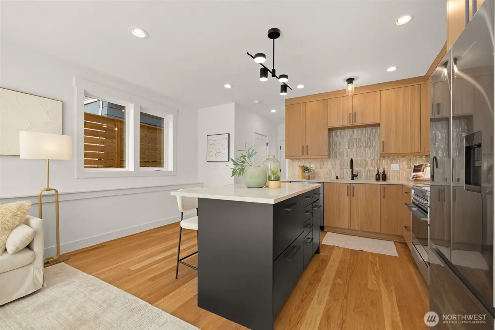 268 Fulton Street Seattle, WA 98109