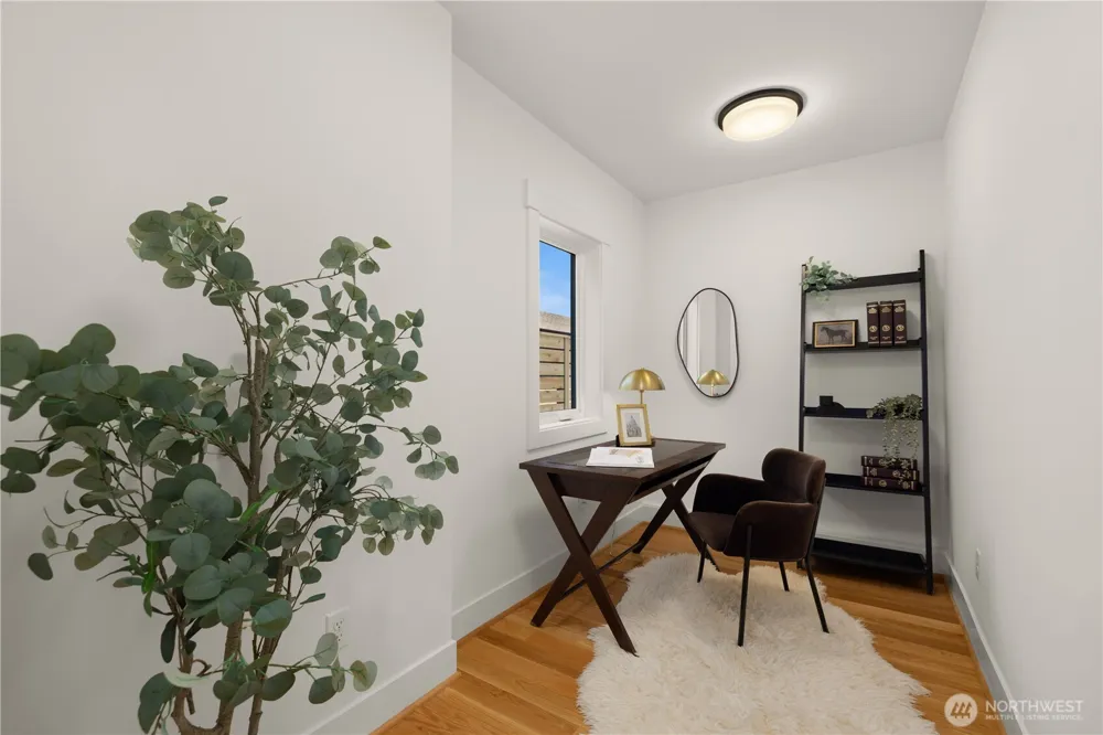 268 Fulton Street Seattle, WA 98109