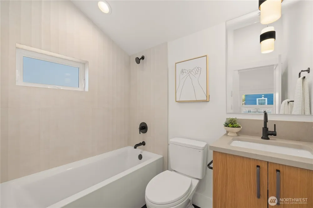 268 Fulton Street Seattle, WA 98109