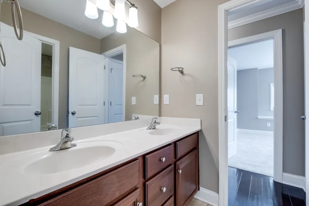 2105 Bedford Bnd Mount Juliet, TN 37122
