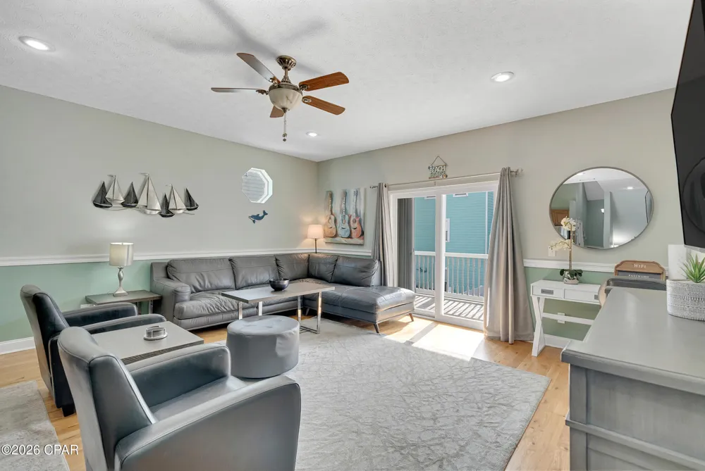 5405 Thomas Drive Panama City Beach, FL 32408