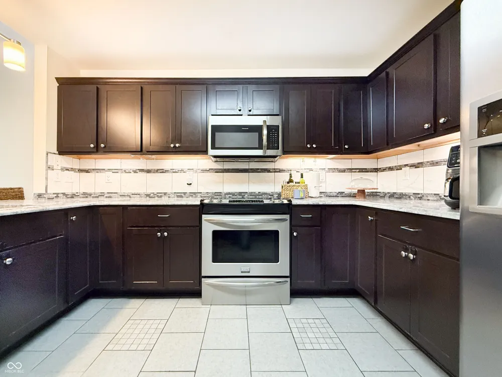 16947 Cimarron Pass Noblesville, IN 46060