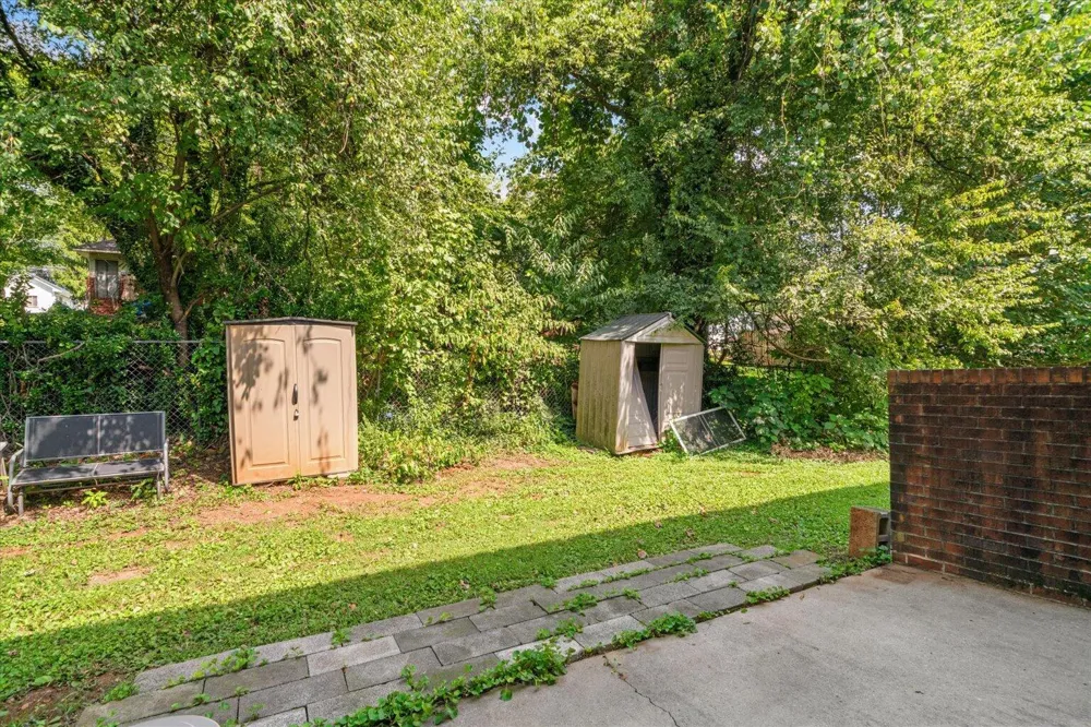1105 Brookwood Lane Dalton, GA 30720