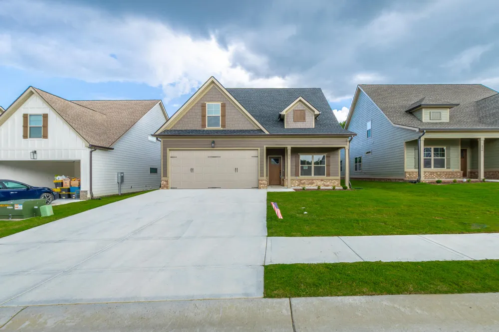 477 Willow Grove Court Ringgold, GA 30736