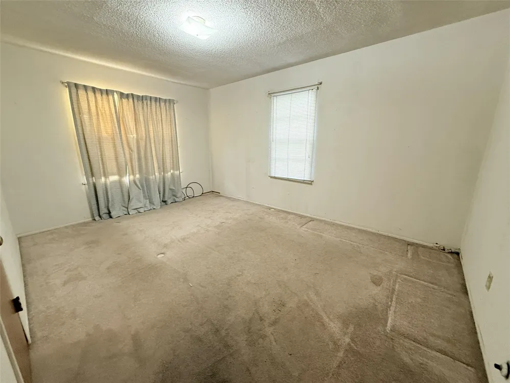 724 S Morgan Street Angleton, TX 77515