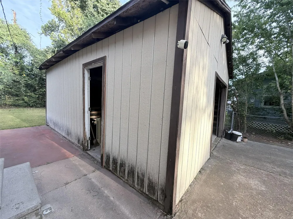 724 S Morgan Street Angleton, TX 77515