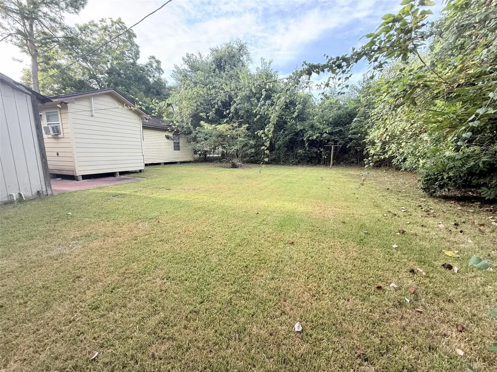 724 S Morgan Street Angleton, TX 77515