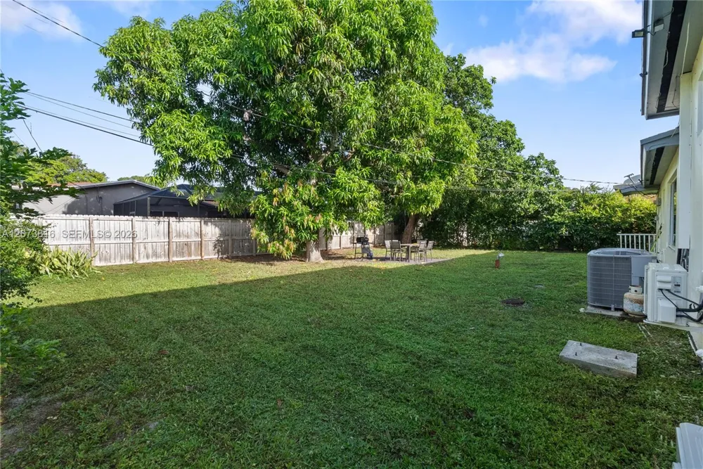 18820 NW 7th Ave Miami Gardens, FL 33169