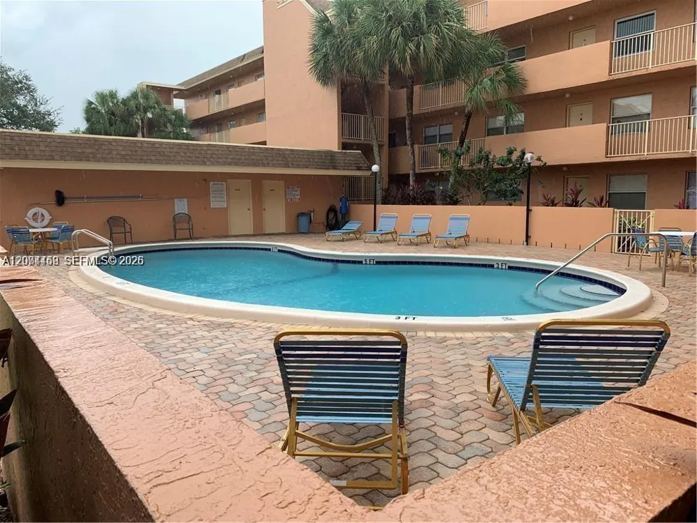 3120 Pine Island Rd #307 Sunrise, FL 33351