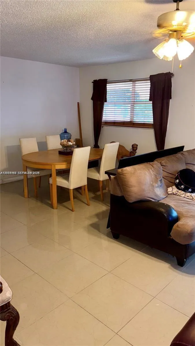 3120 Pine Island Rd #307 Sunrise, FL 33351