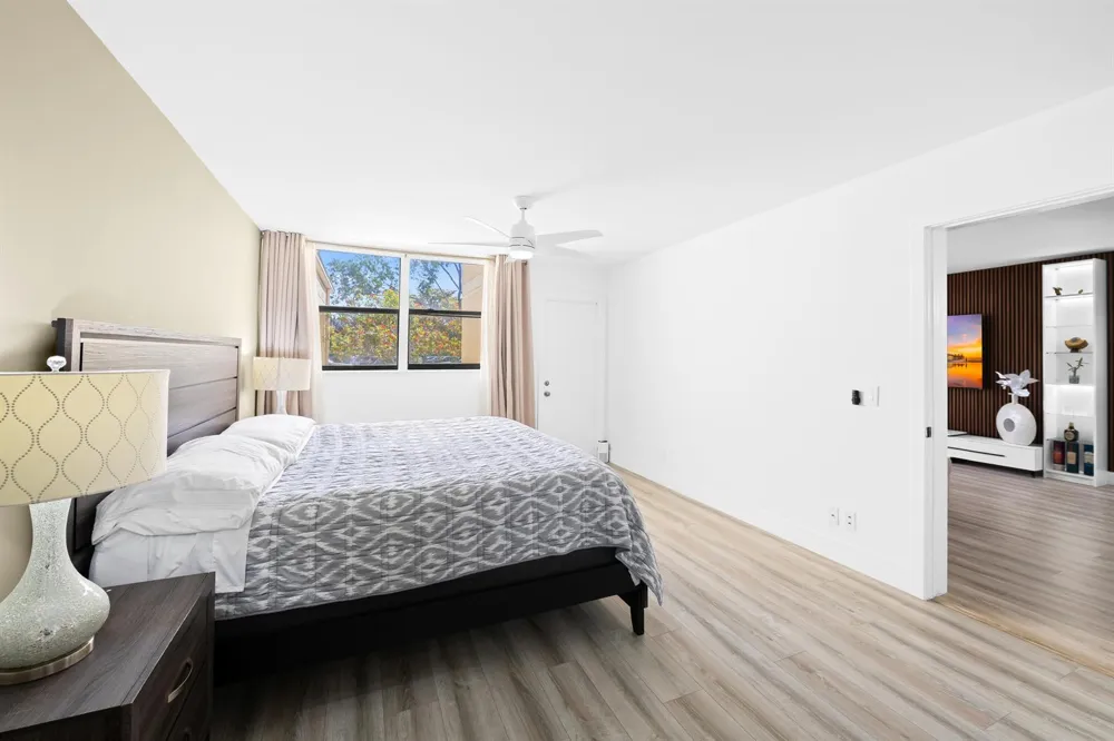 491 RACQUET CLUB ROAD #106 Weston, FL 33326