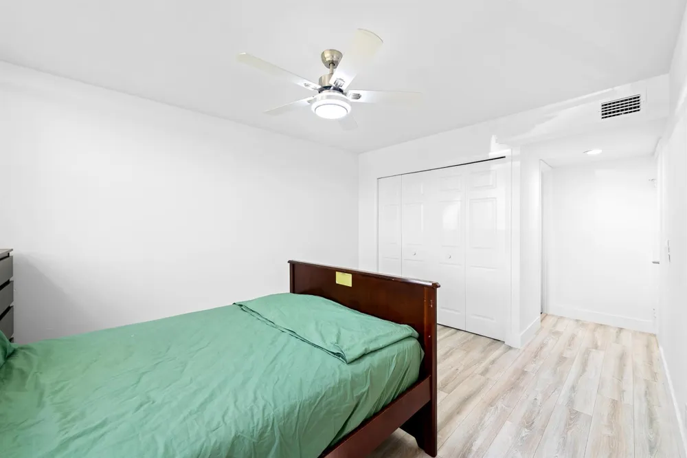491 RACQUET CLUB ROAD #106 Weston, FL 33326