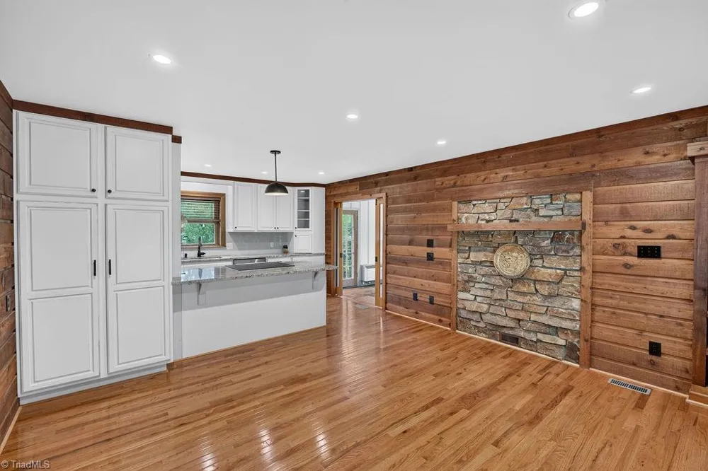 1409 Good Hope Drive Walnut Cove, NC 27052