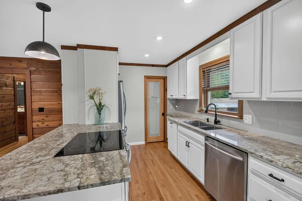 1409 Good Hope Drive Walnut Cove, NC 27052