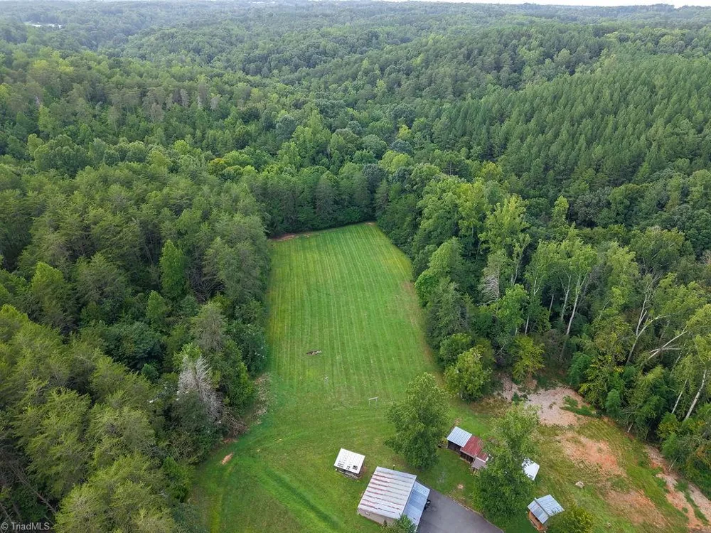 1409 Good Hope Drive Walnut Cove, NC 27052