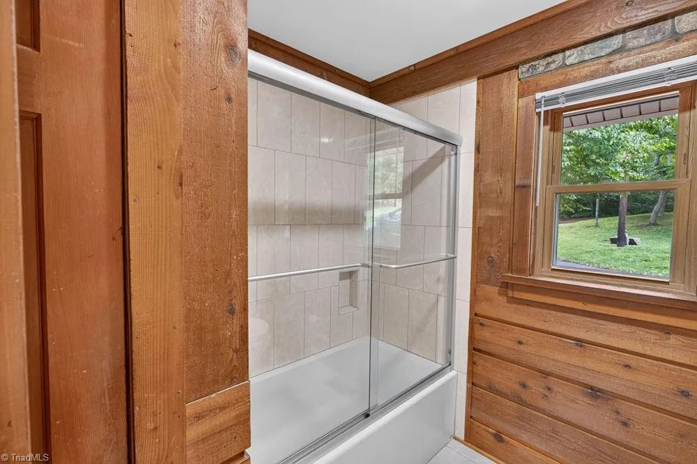 1409 Good Hope Drive Walnut Cove, NC 27052