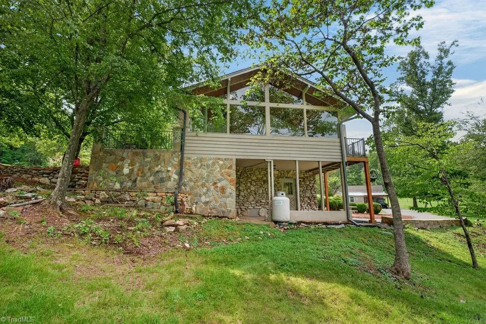 1409 Good Hope Drive Walnut Cove, NC 27052