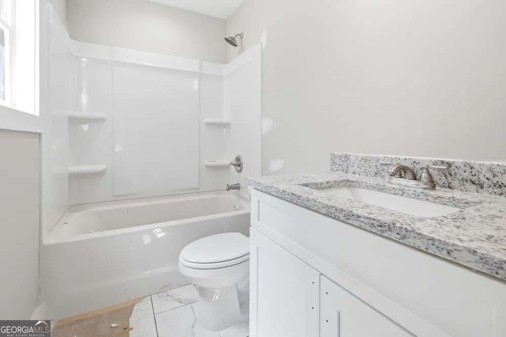 284 Stonington DR Mount Airy, GA 30563