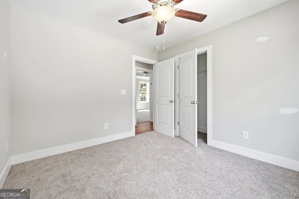 284 Stonington DR Mount Airy, GA 30563
