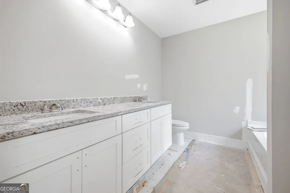 284 Stonington DR Mount Airy, GA 30563