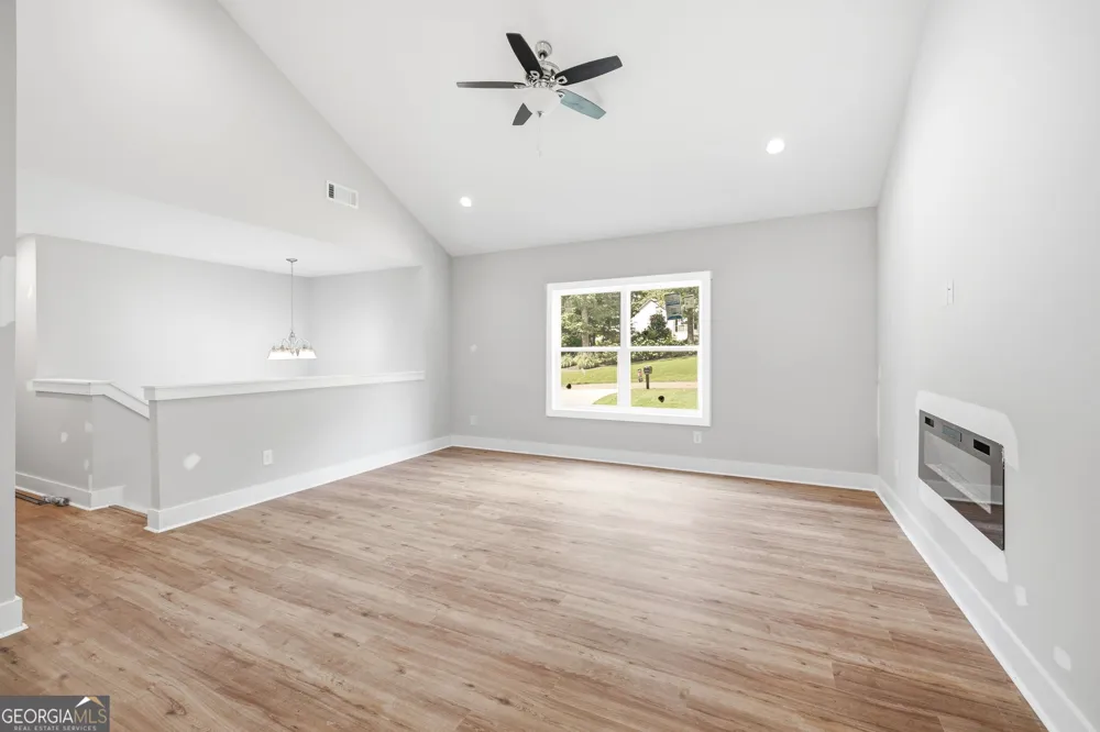 284 Stonington DR Mount Airy, GA 30563