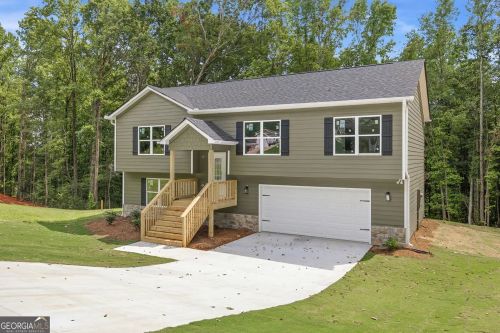 284 Stonington DR Mount Airy, GA 30563
