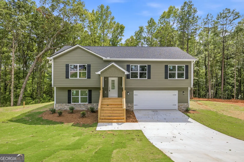 284 Stonington DR Mount Airy, GA 30563
