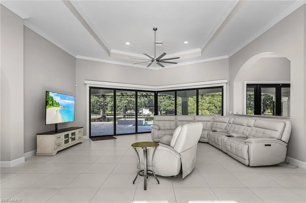 413 Edison Avenue Lehigh Acres, FL 33972