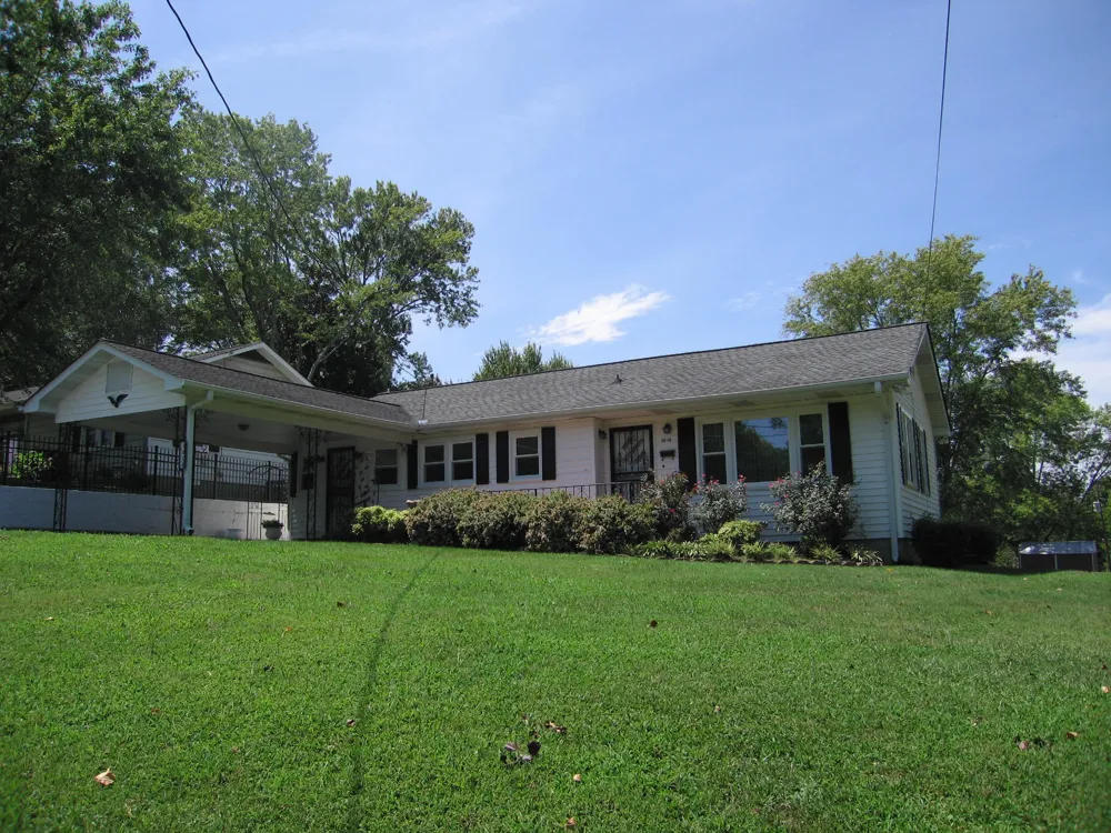 1814 Ogle Dr SE Cleveland, TN 37311