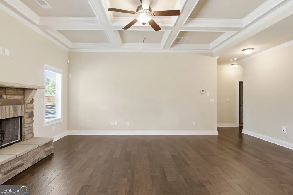 30 Timber DR Forsyth, GA 31029