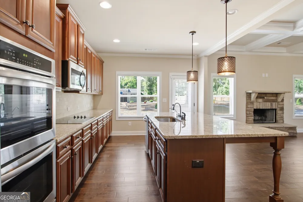 30 Timber DR Forsyth, GA 31029