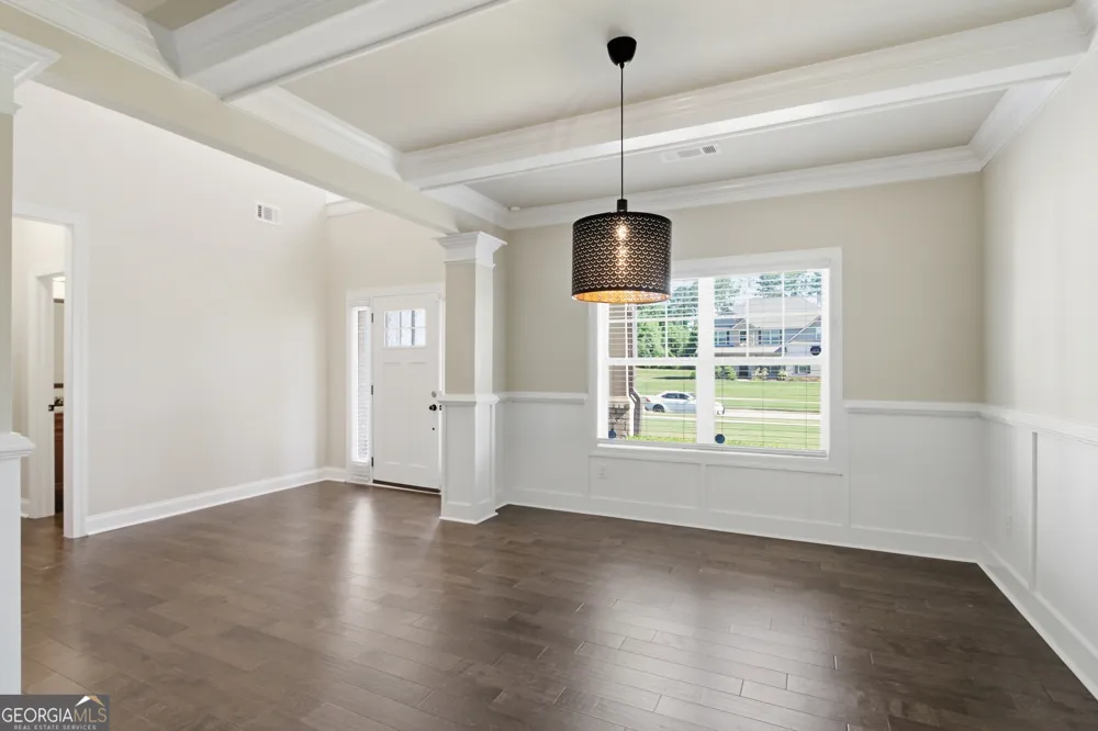 30 Timber DR Forsyth, GA 31029