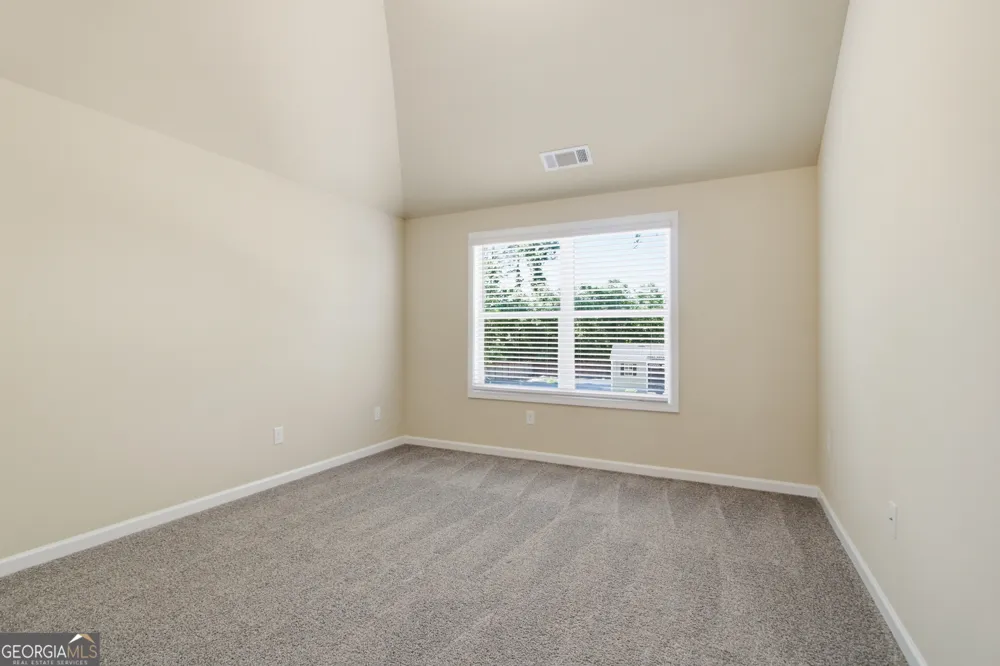 30 Timber DR Forsyth, GA 31029