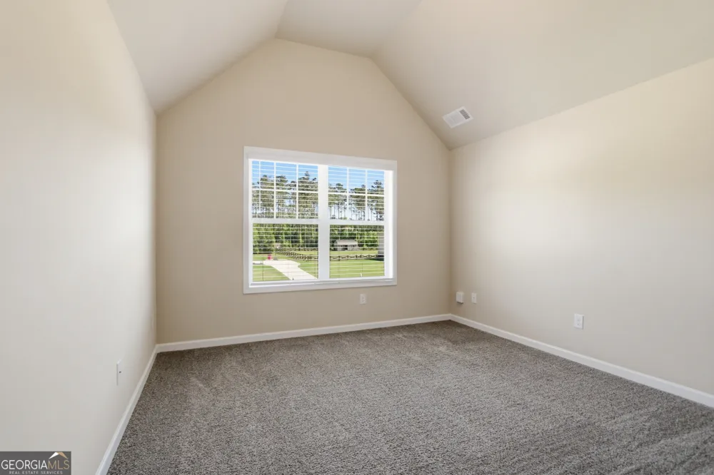 30 Timber DR Forsyth, GA 31029
