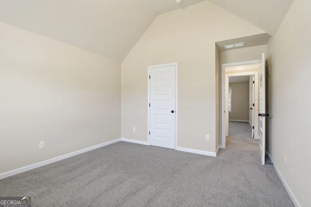 30 Timber DR Forsyth, GA 31029