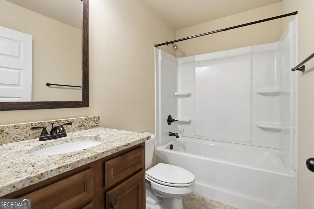 30 Timber DR Forsyth, GA 31029