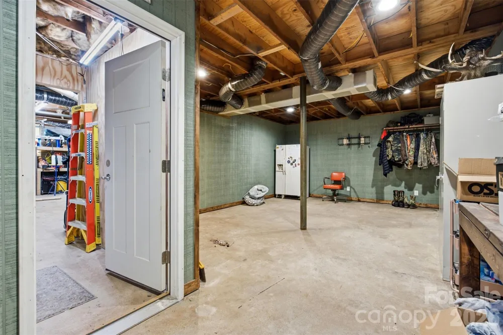 3776 Newhall Drive NW Conover, NC 28613