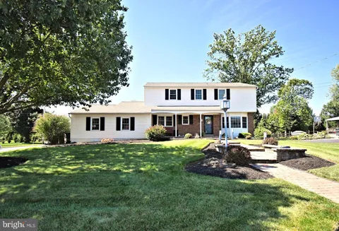 735 BELL LANE