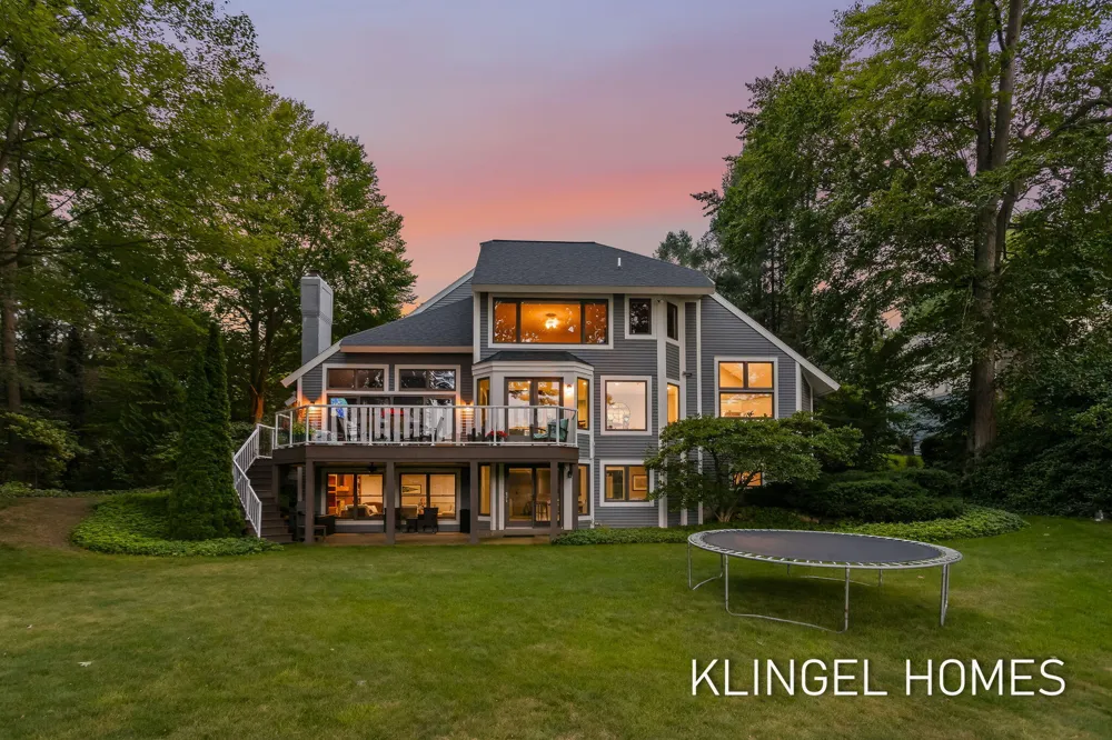 16107 Baird Court Spring Lake, MI 49456