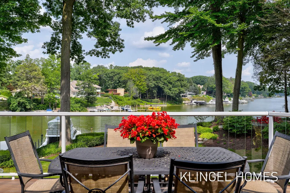 16107 Baird Court Spring Lake, MI 49456