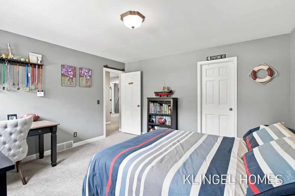 16107 Baird Court Spring Lake, MI 49456