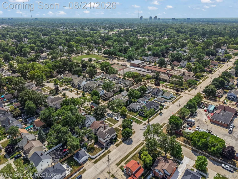 3162 Phillips Avenue Berkley City, MI 48072