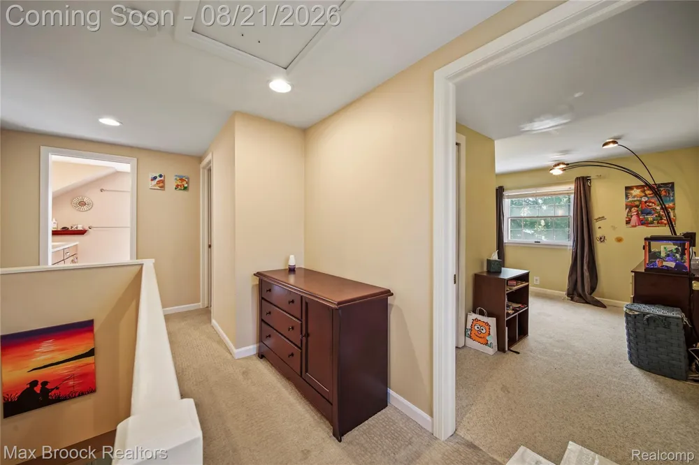 3162 Phillips Avenue Berkley City, MI 48072