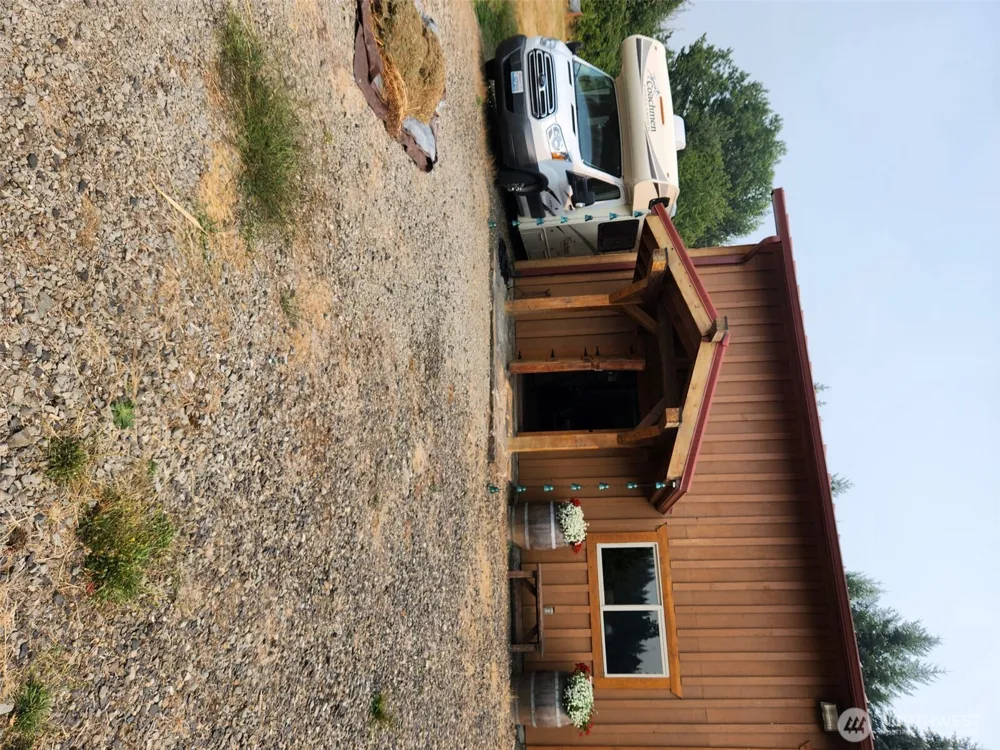 7701 NE 339th Street La Center, WA 98629